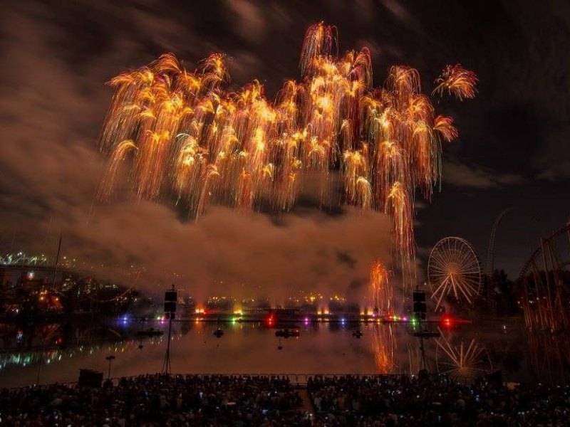 Montreal - L'International Des Feux Loto-Quebec